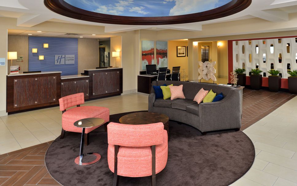 Lounge Photo