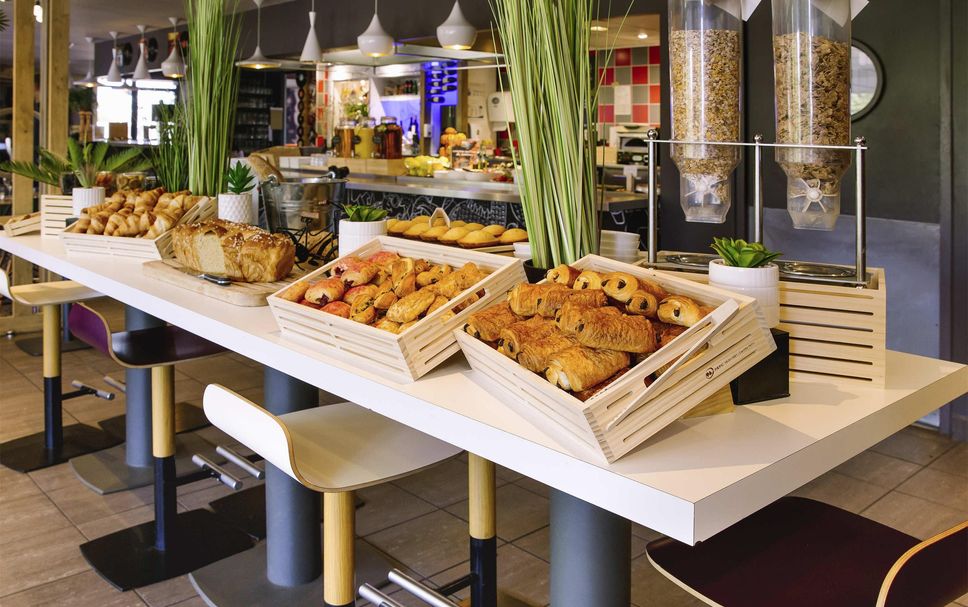 Buffet Photo