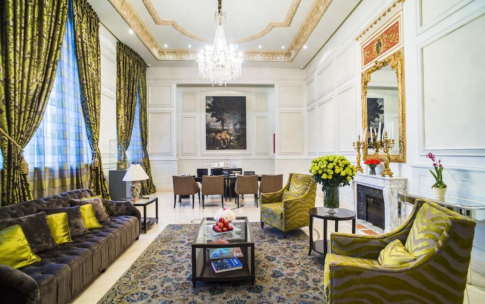 Lounge Photo
