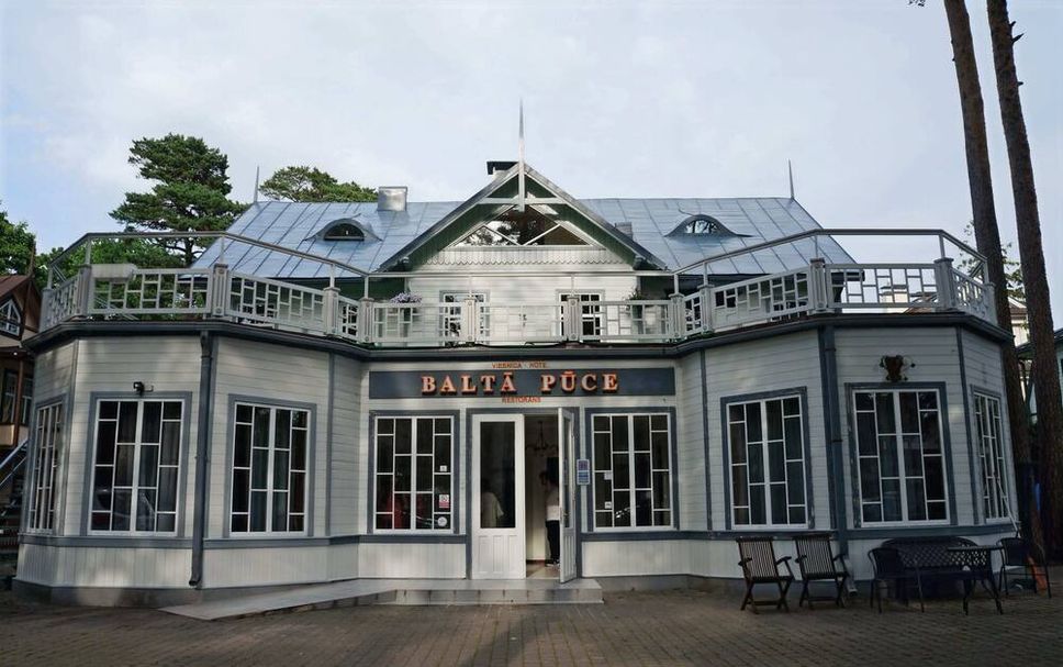Building Photo
