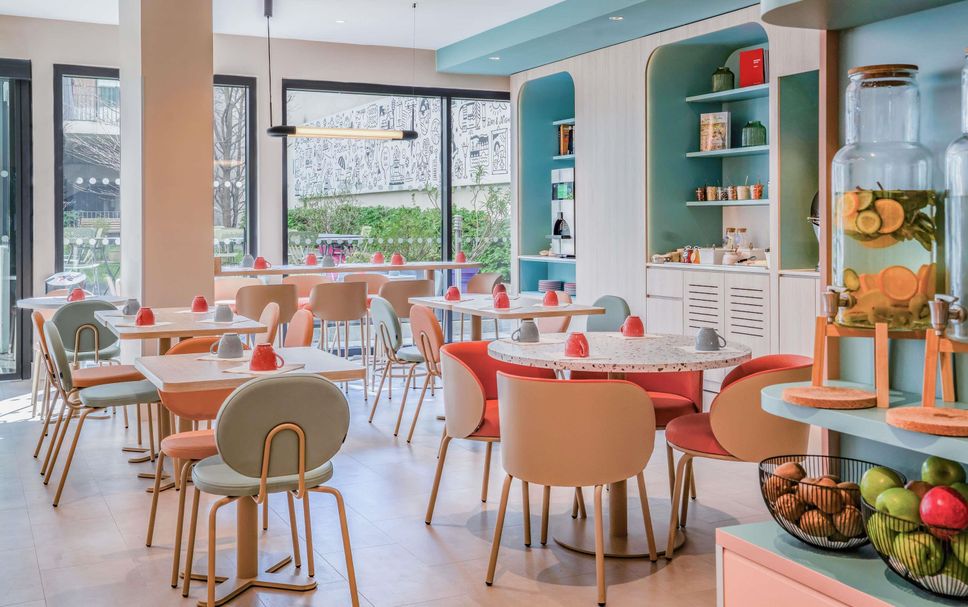 Restaurant Photo
