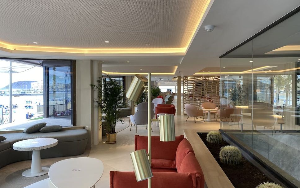 Lobby Photo