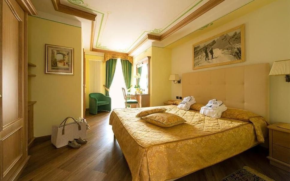 Bedroom Photo