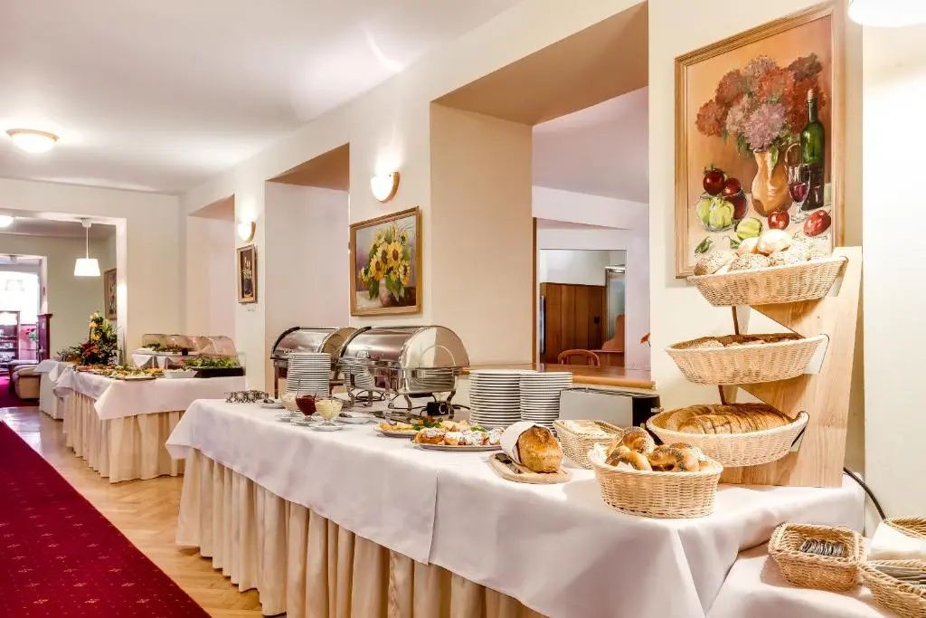 Buffet Photo