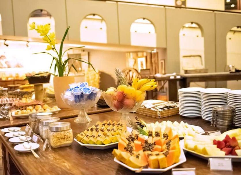 Buffet Photo