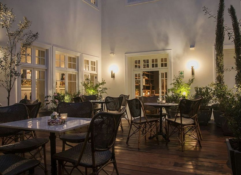 Restaurant Photo