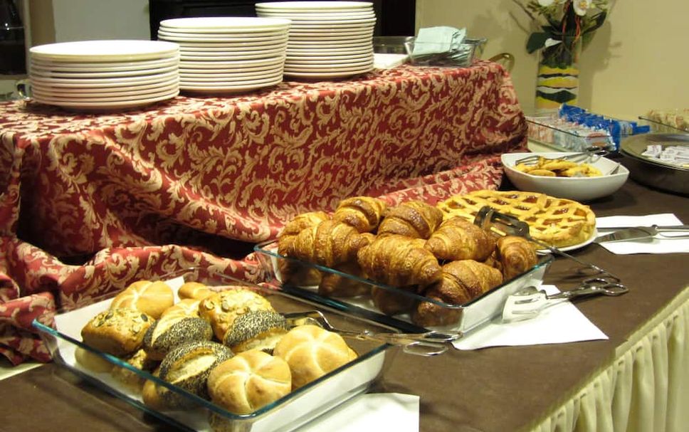 Buffet Photo
