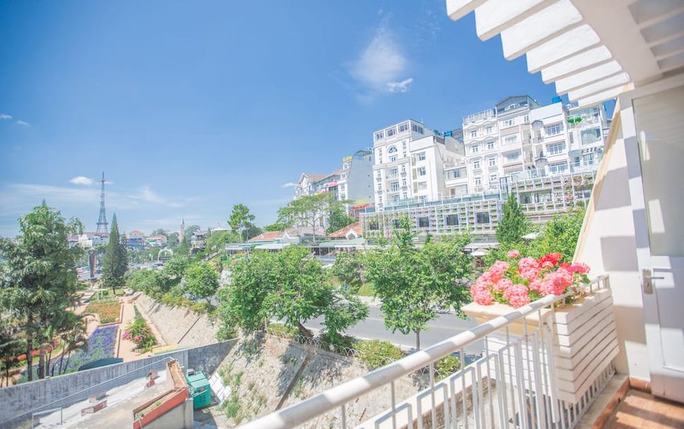 Balcony Photo