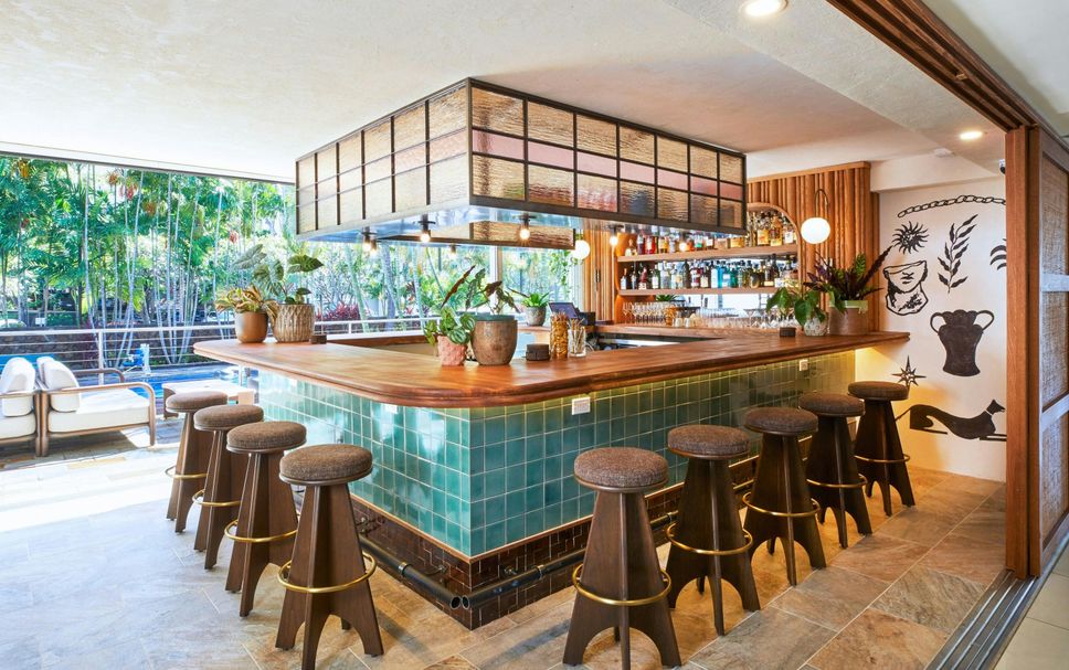 Bar Photo