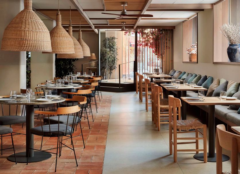 Restaurant Photo