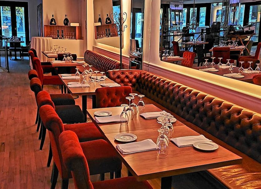 Restaurant Photo