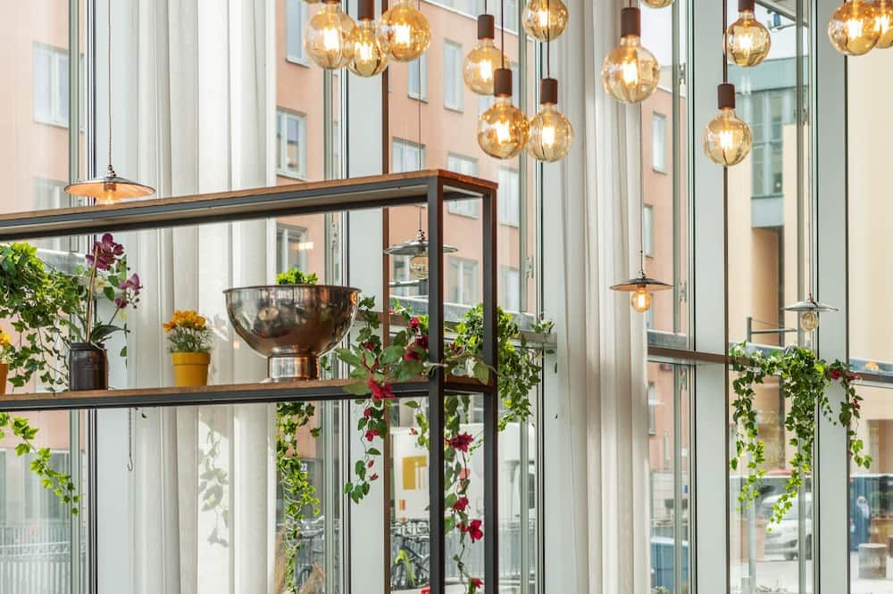 Decor