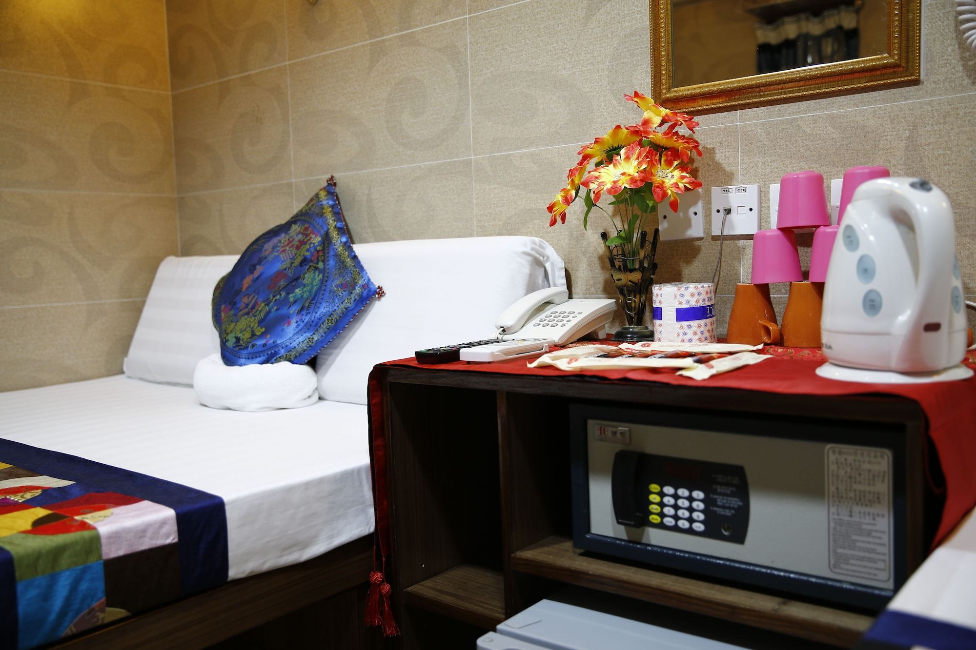 Room amenity