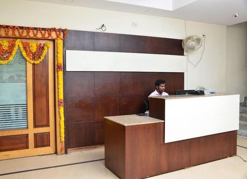Front desk Photo