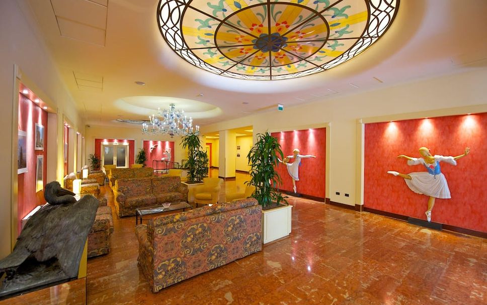 Lobby Photo