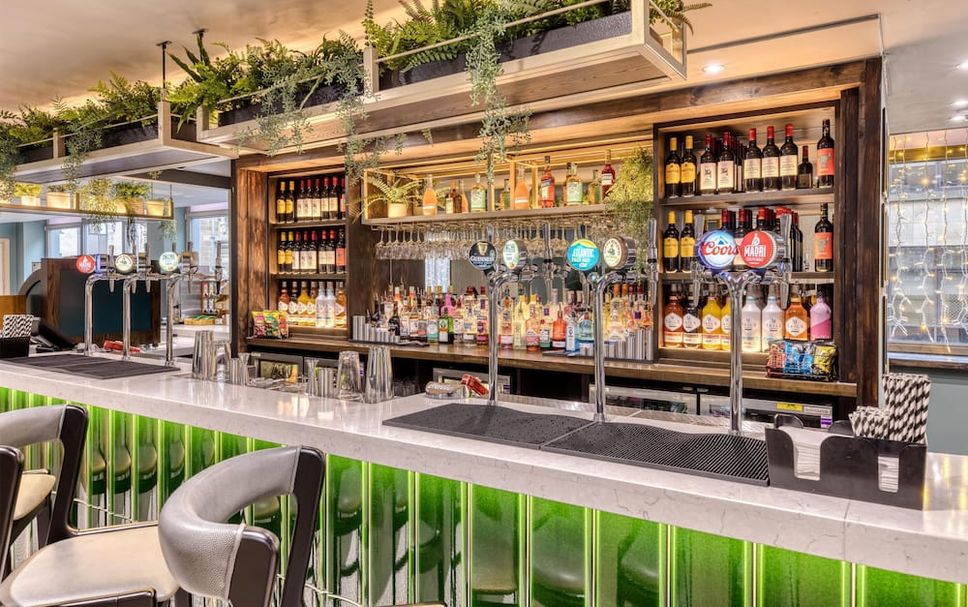 Bar Photo