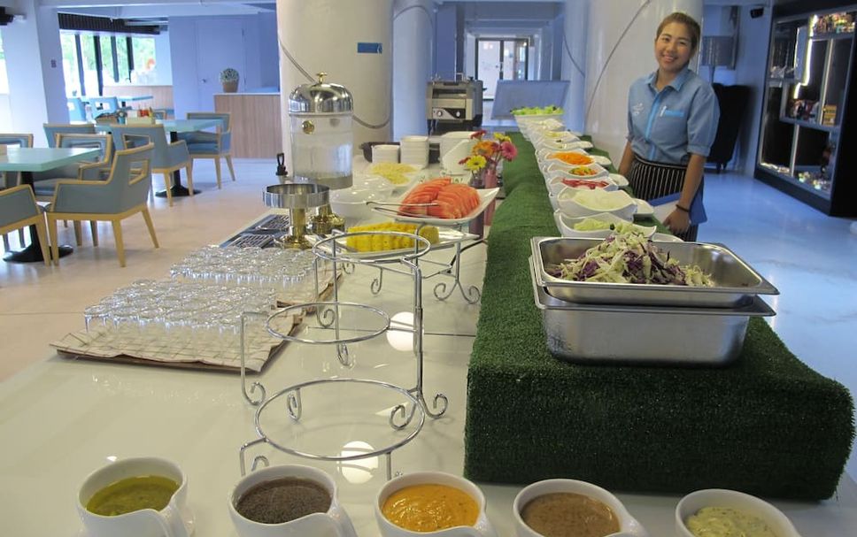 Buffet Photo