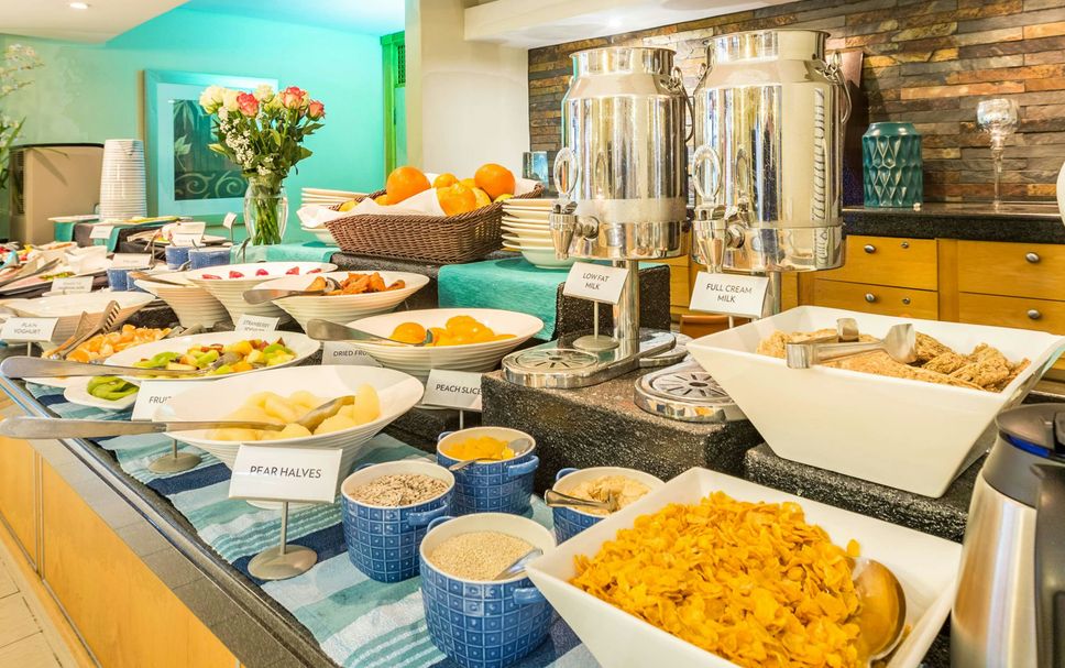 Buffet Photo