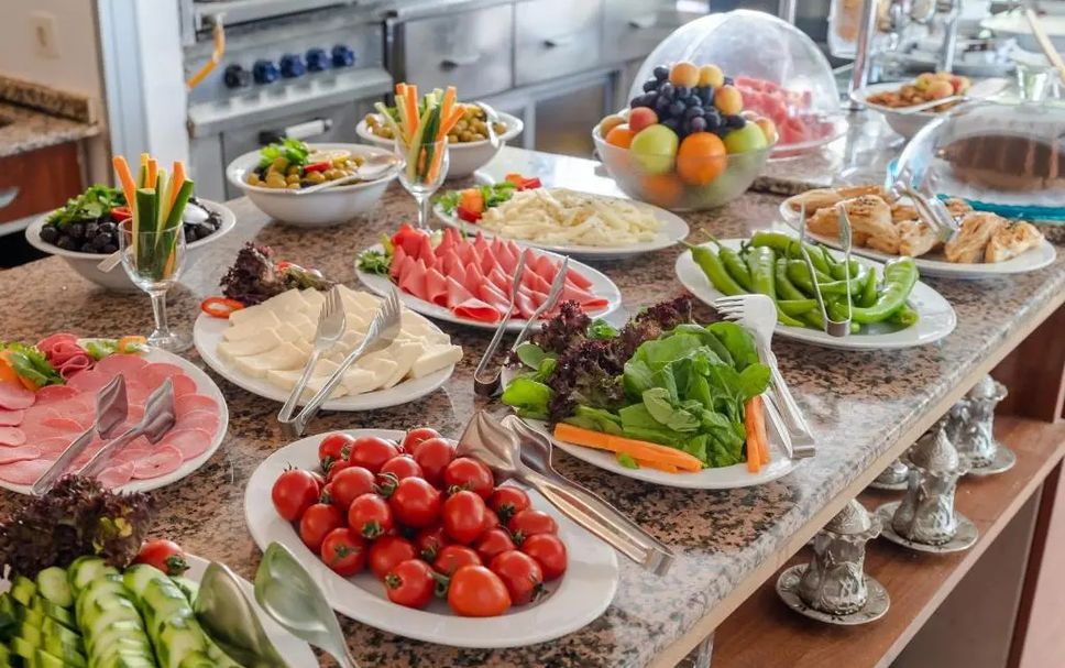 Buffet Photo