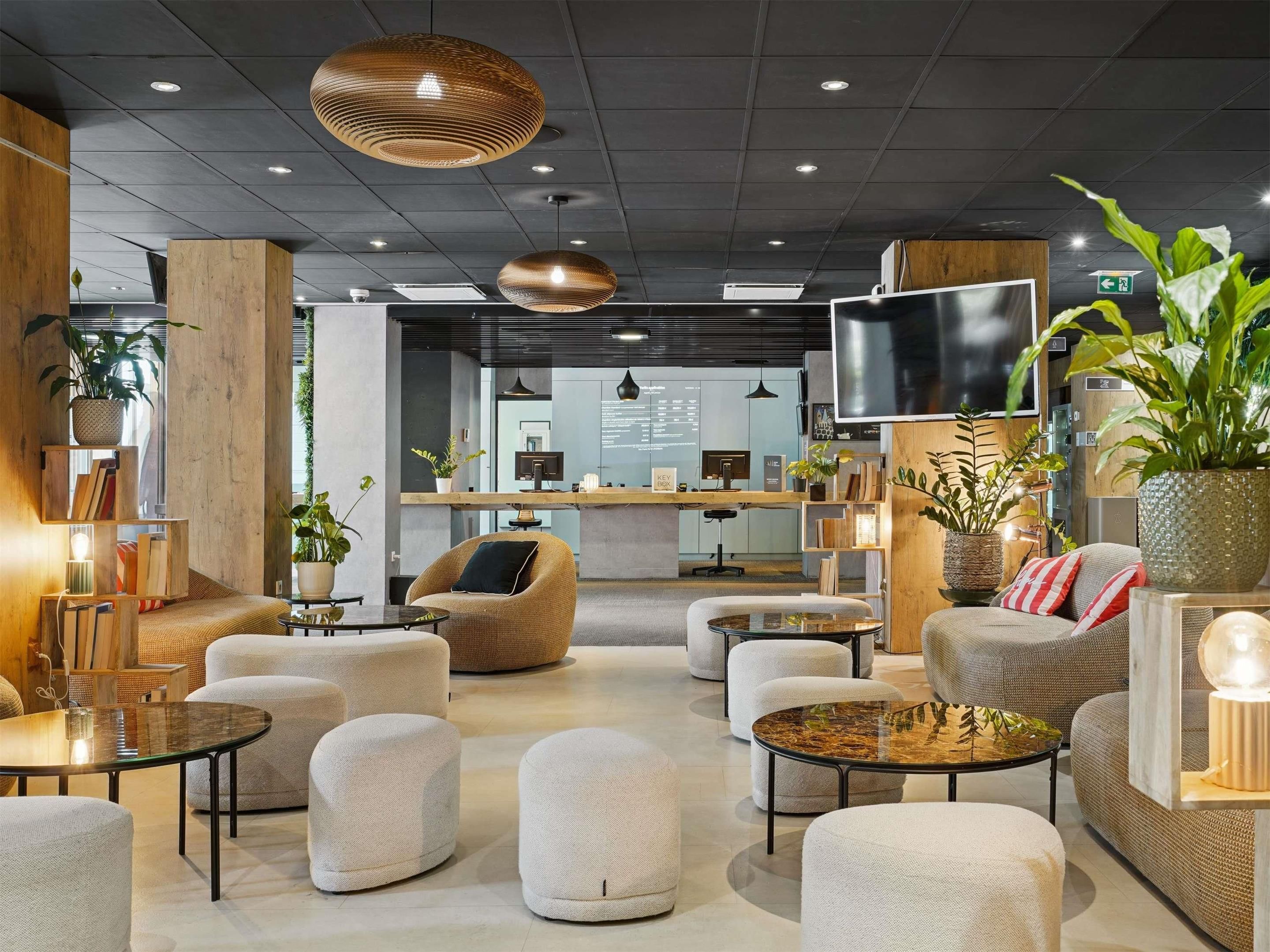 Lounge Photo