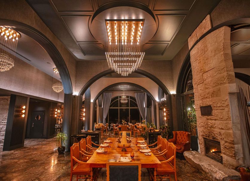 Restaurant Photo