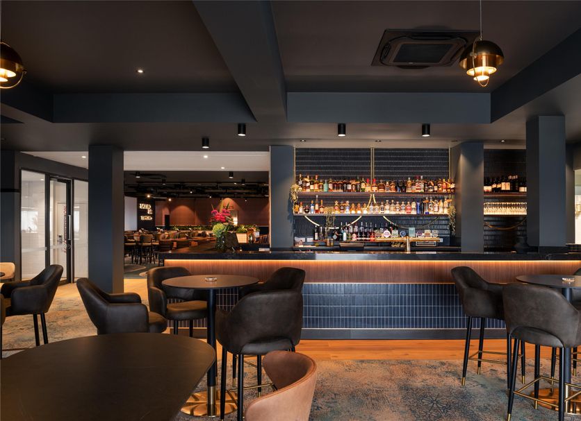 Bar Photo