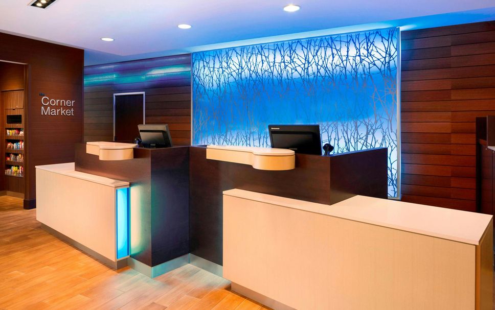 Front desk Photo