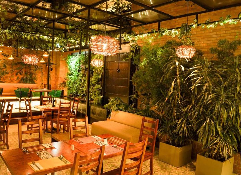 Restaurant Photo