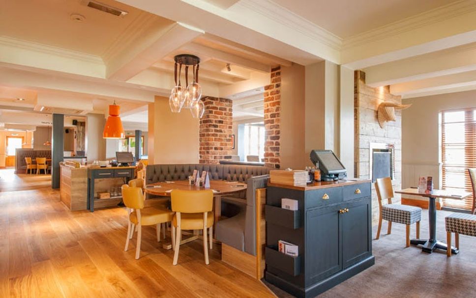Dining room Photo