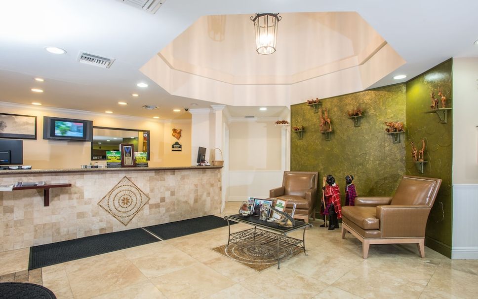 Front desk Photo