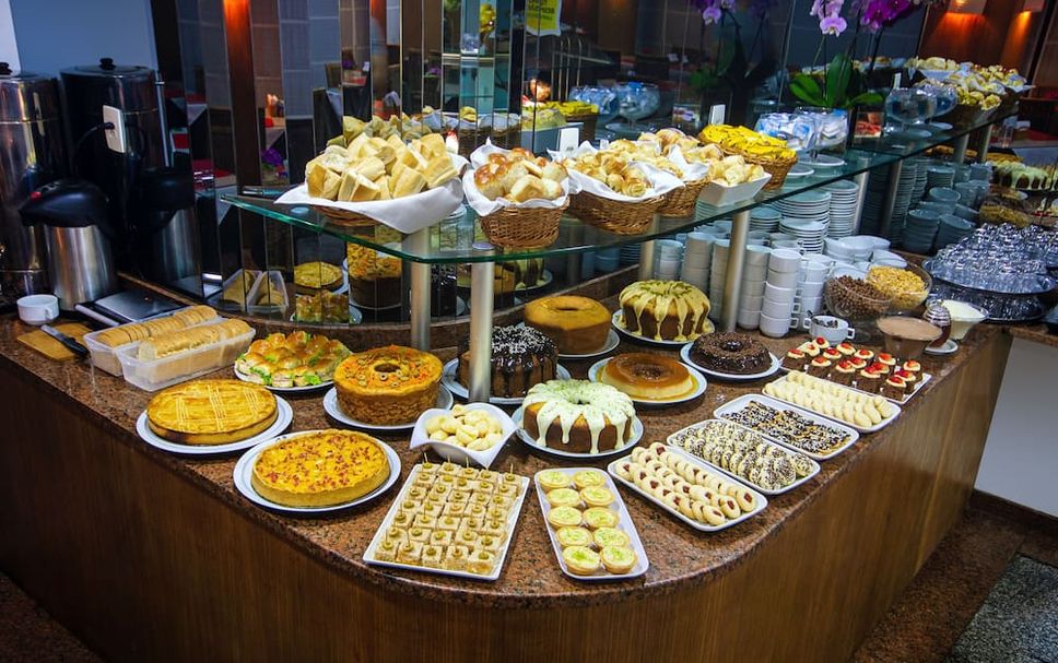Buffet Photo