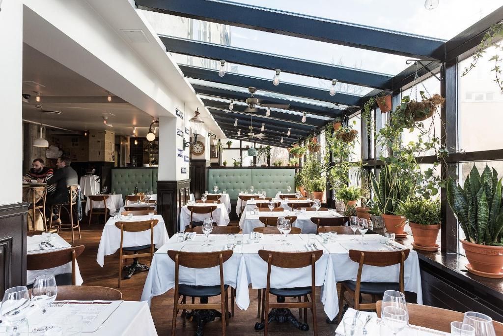 Restaurant Photo