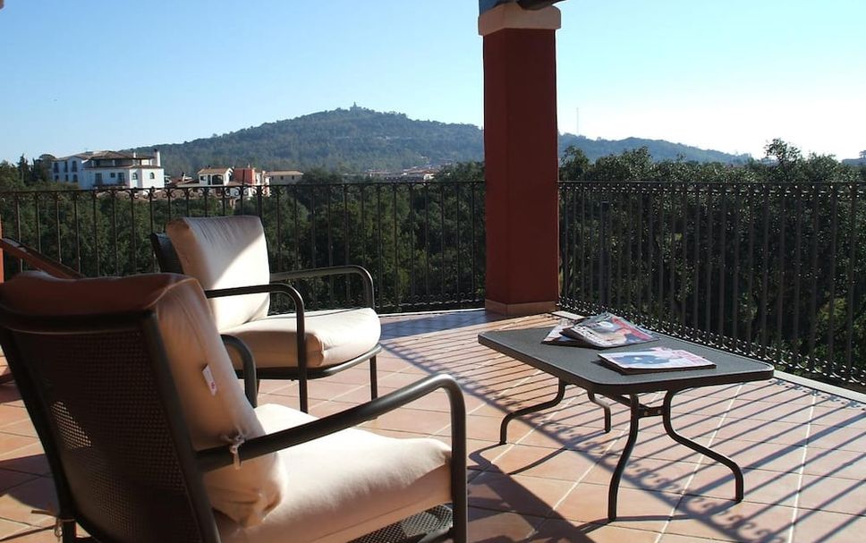 Balcony Photo