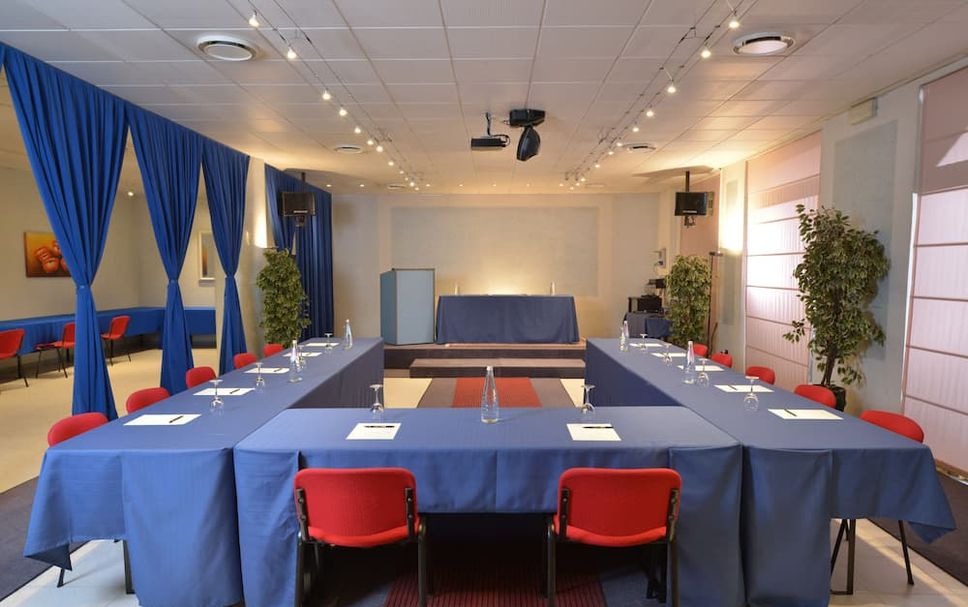Conference room Photo