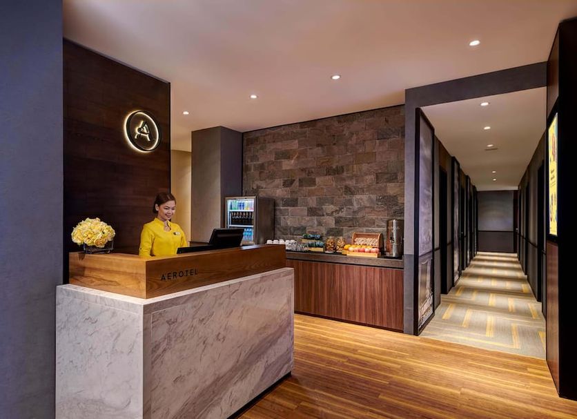 Front desk Photo