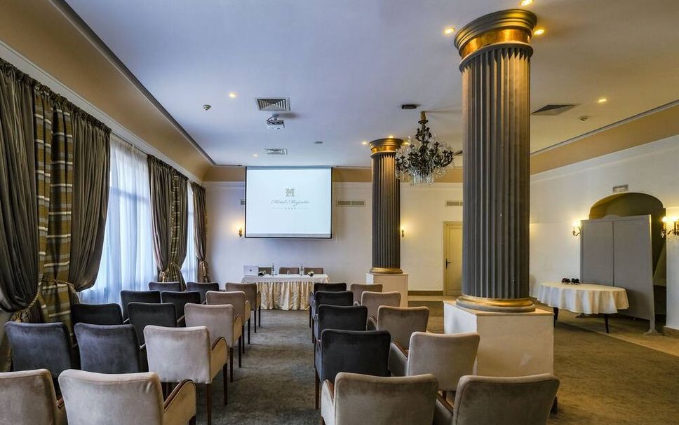Conference room Photo