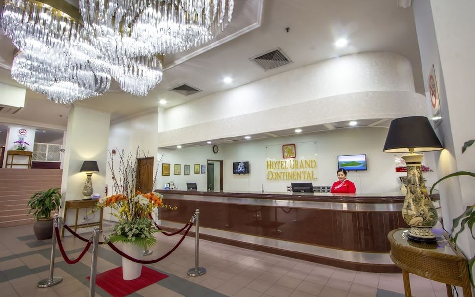 Front desk Photo