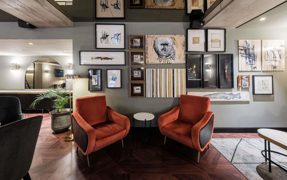 Lounge Photo