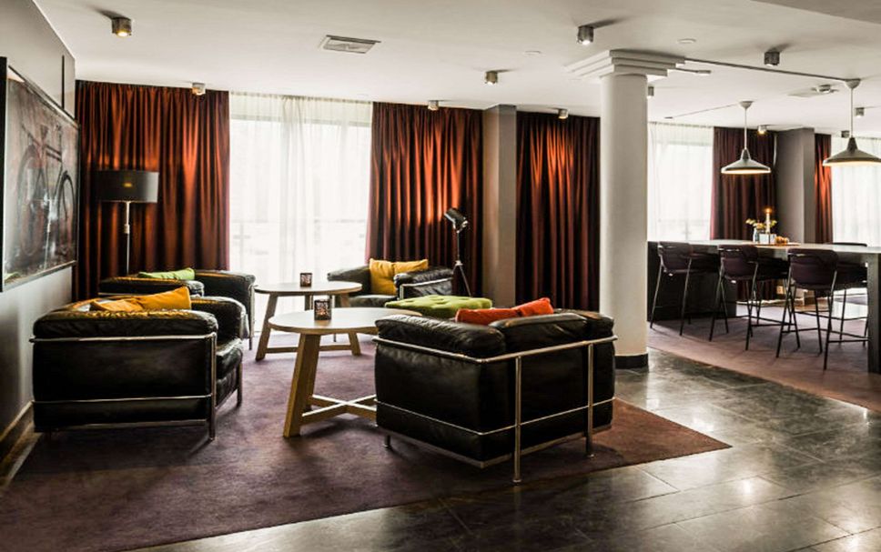 Lounge Photo