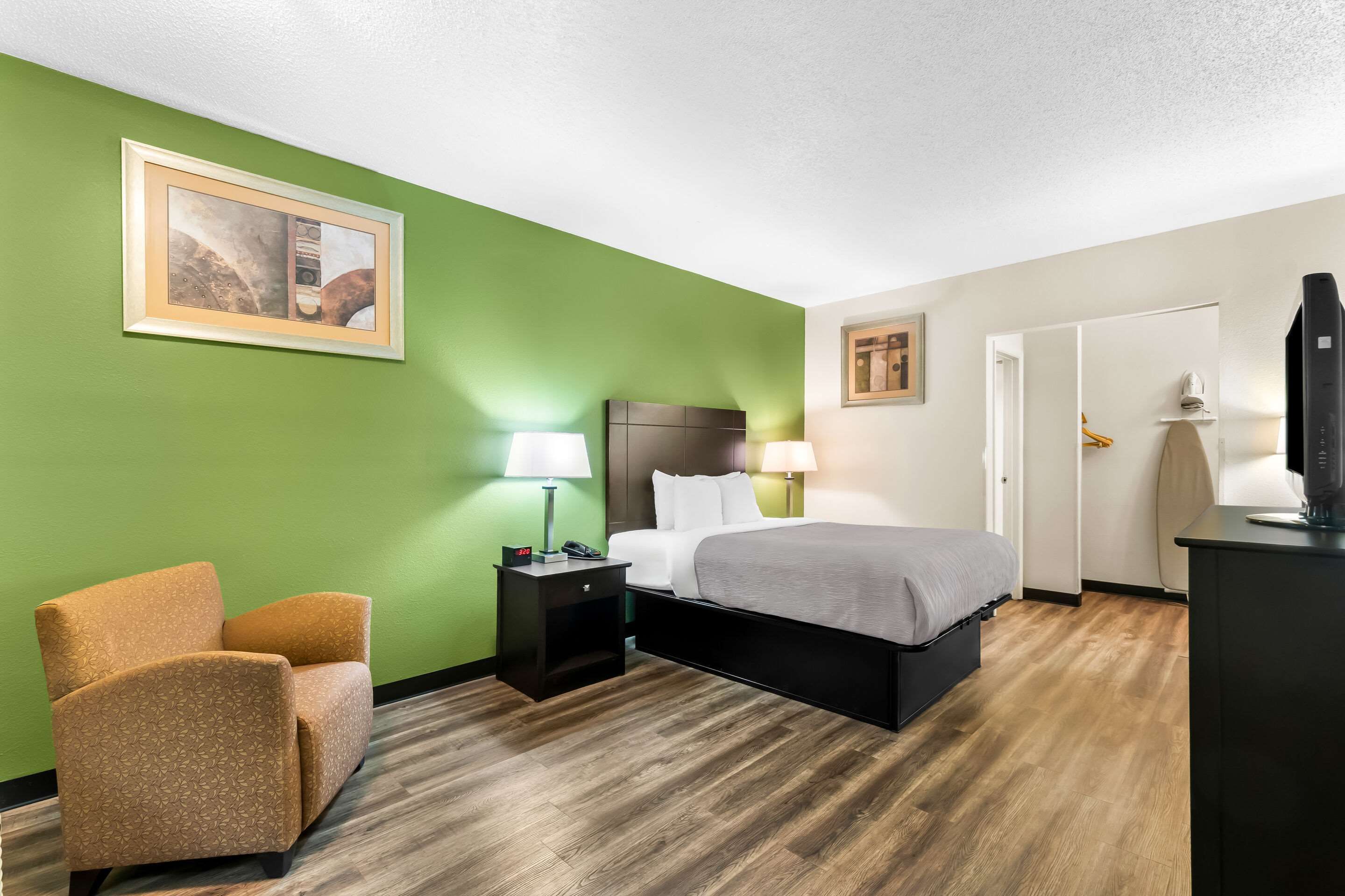 Bedroom