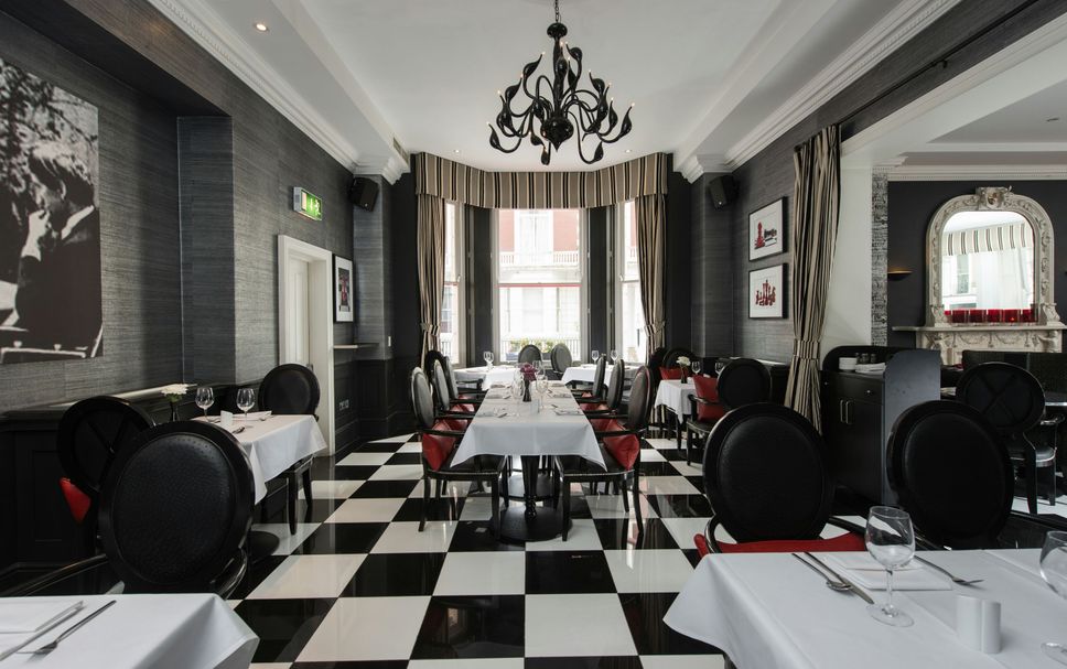 Restaurant Photo