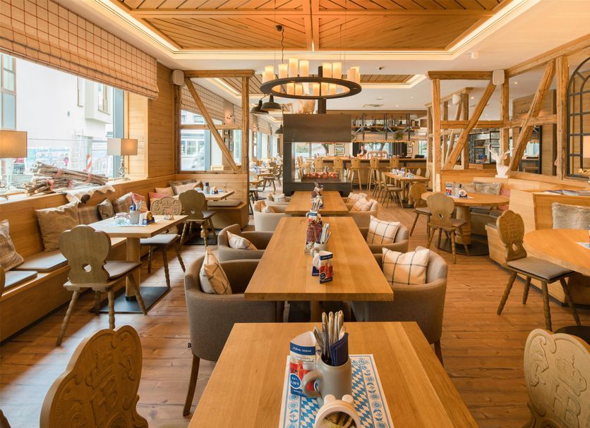 Restaurant Photo
