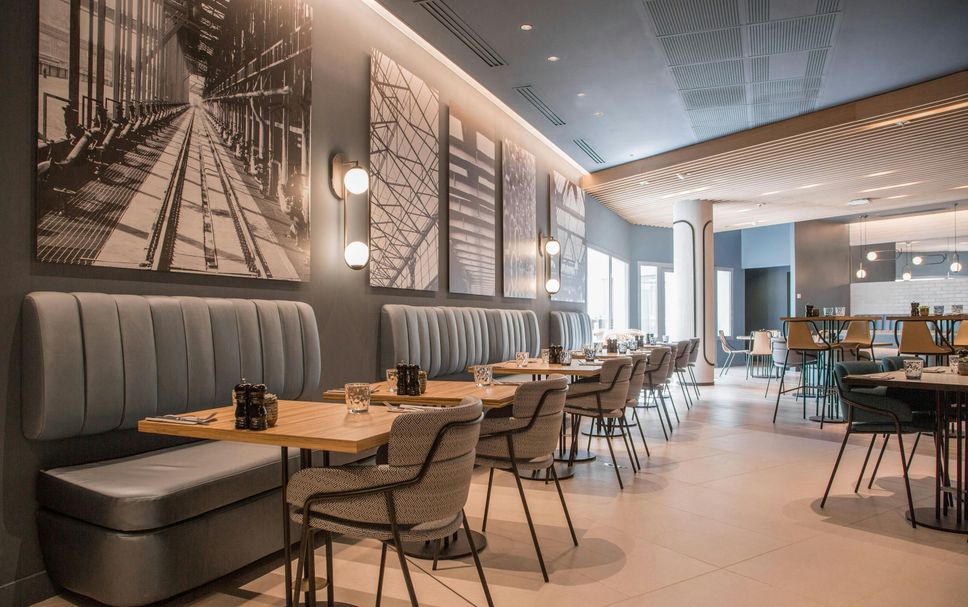 Restaurant Photo