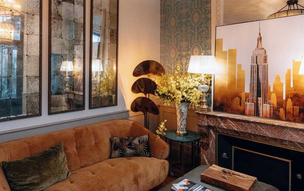 Lounge Photo