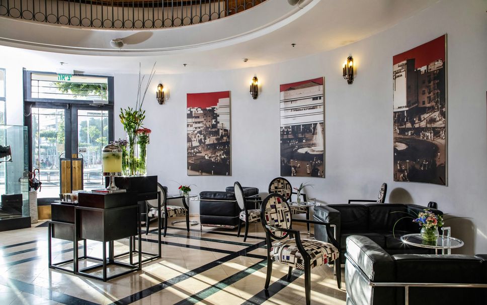 Lobby Photo