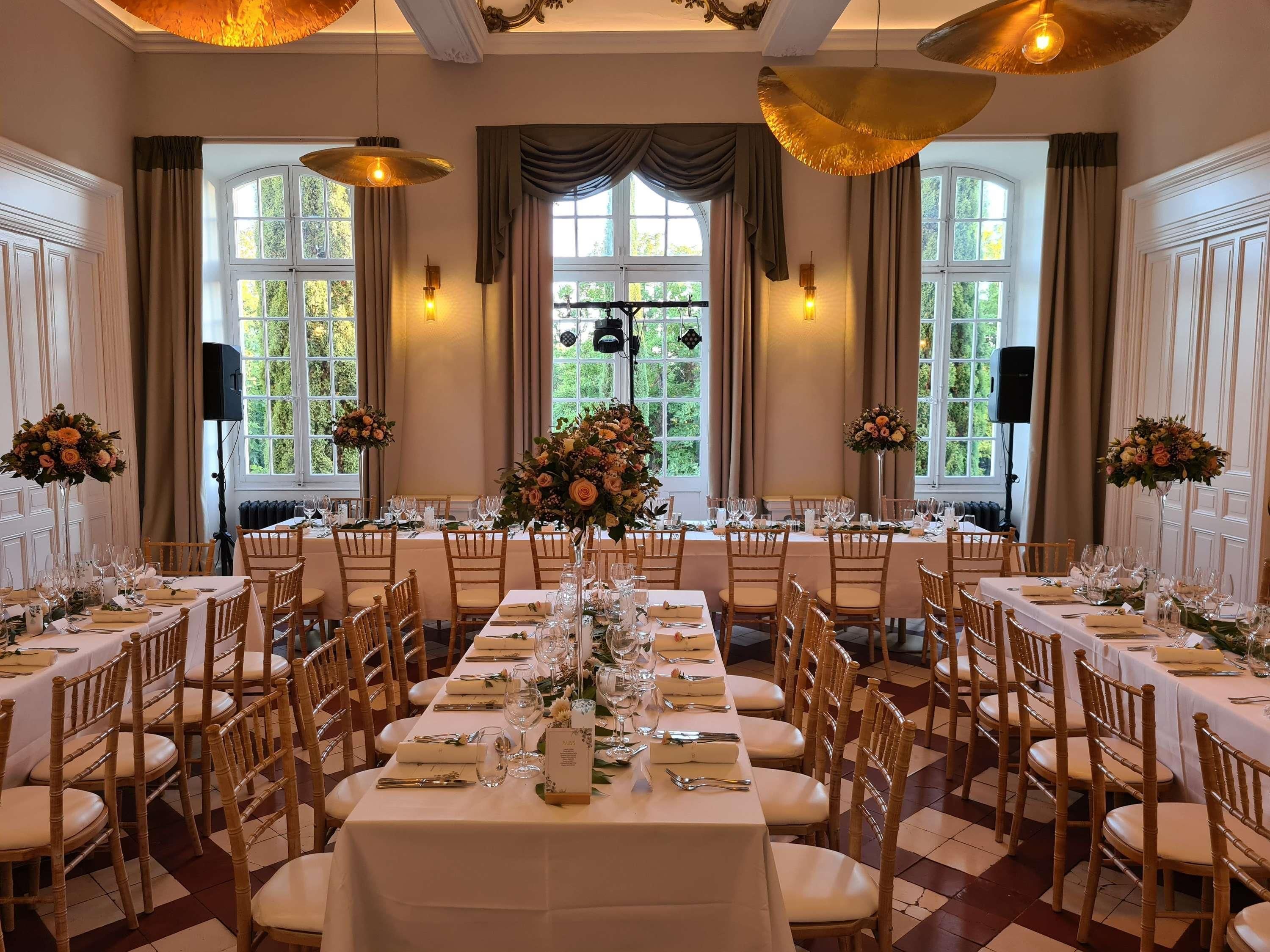 Banquet hall