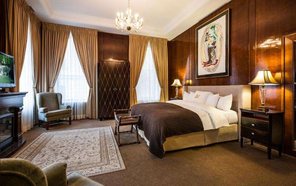 Bedroom Photo