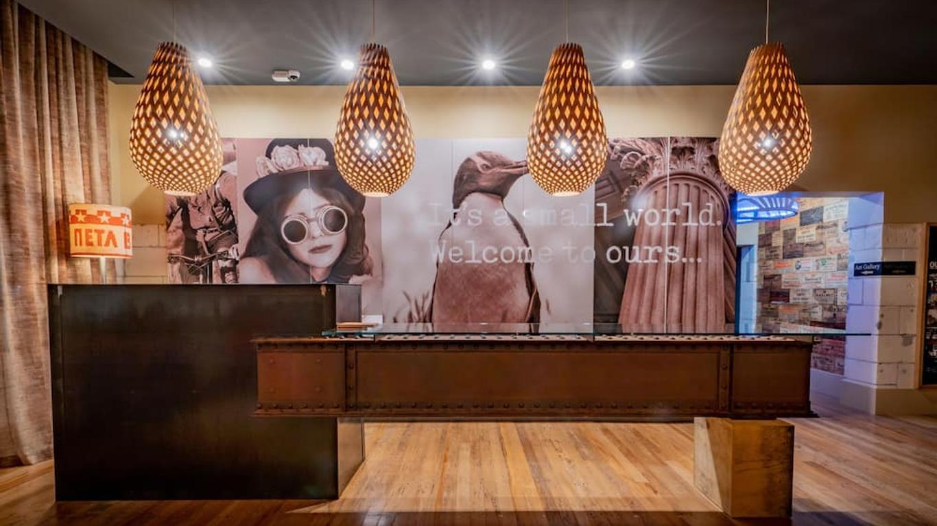 Poshtel