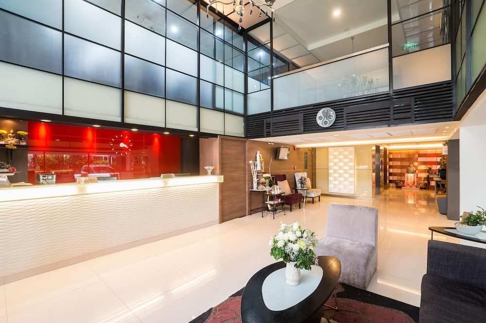 Lobby Photo