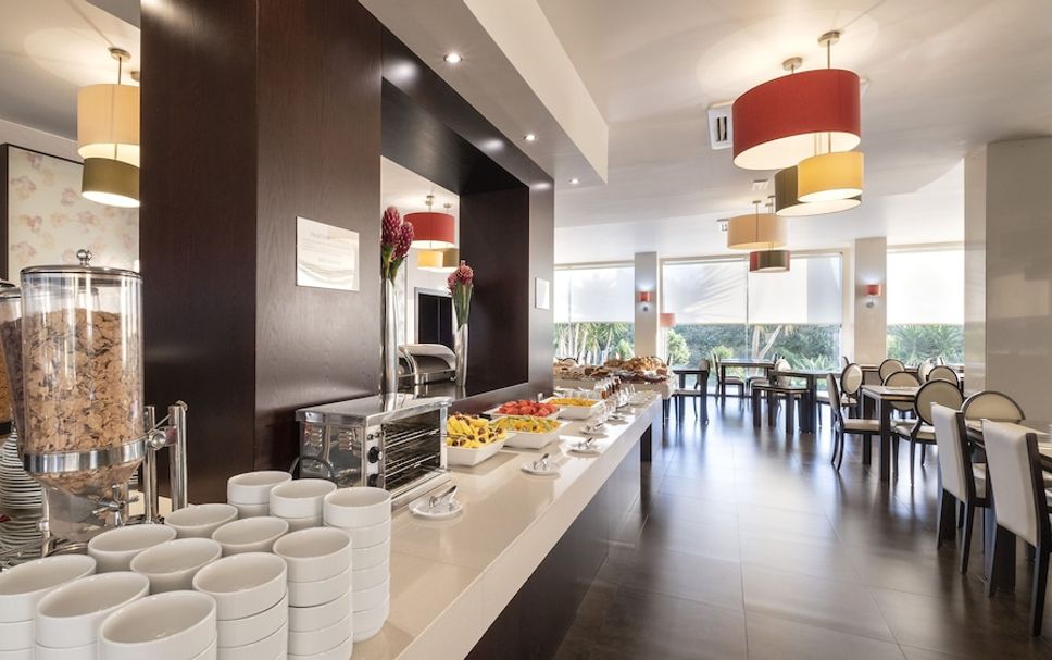Buffet Photo